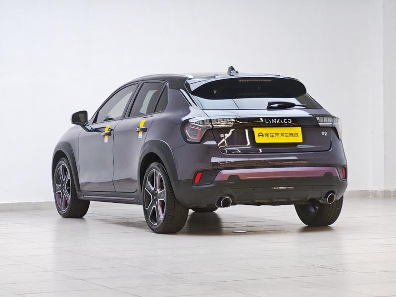 Lynk & Co 02 - фото 4