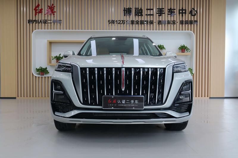 Hongqi HS5 - фото 1