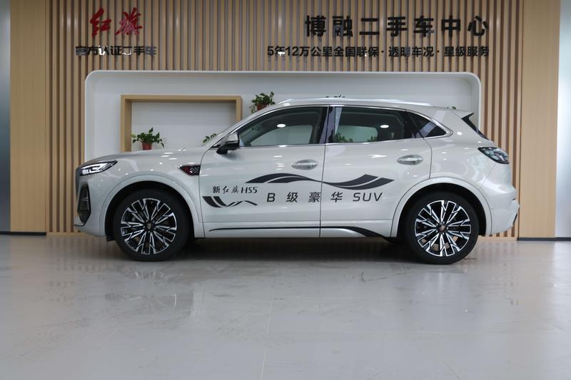 Hongqi HS5 - фото 2