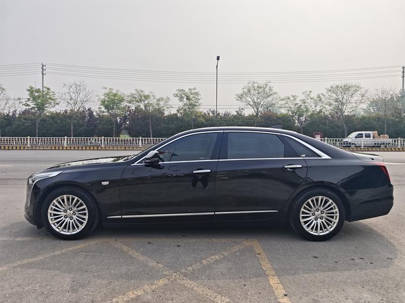 Cadillac CT6 - фото 3