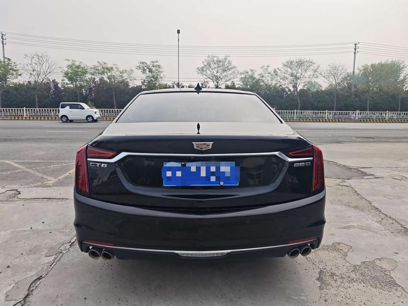 Cadillac CT6 - фото 4