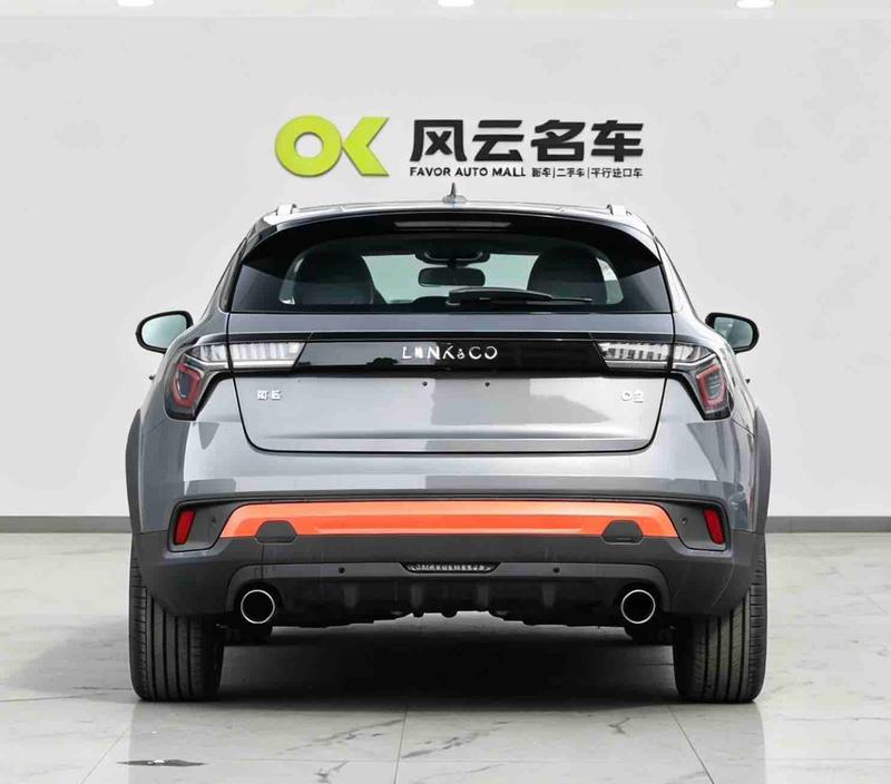 Lynk & Co 02 - фото 3