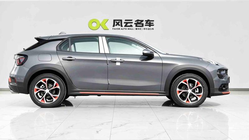 Lynk & Co 02 - фото 4