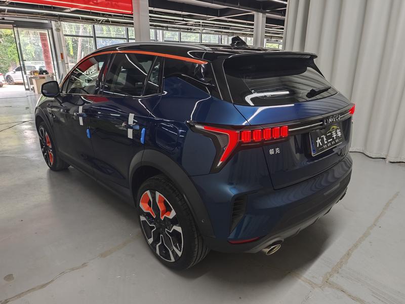 Lynk & Co 06 - фото 3