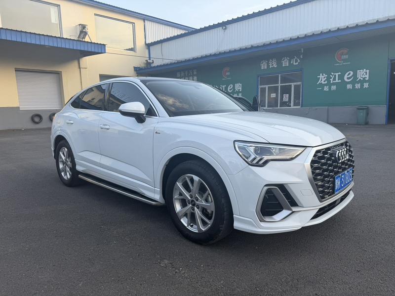 Audi Q3 Sportback - фото 2