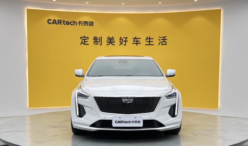 Cadillac CT6 - фото 1
