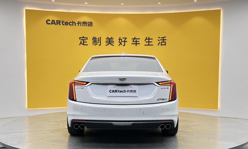 Cadillac CT6 - фото 3