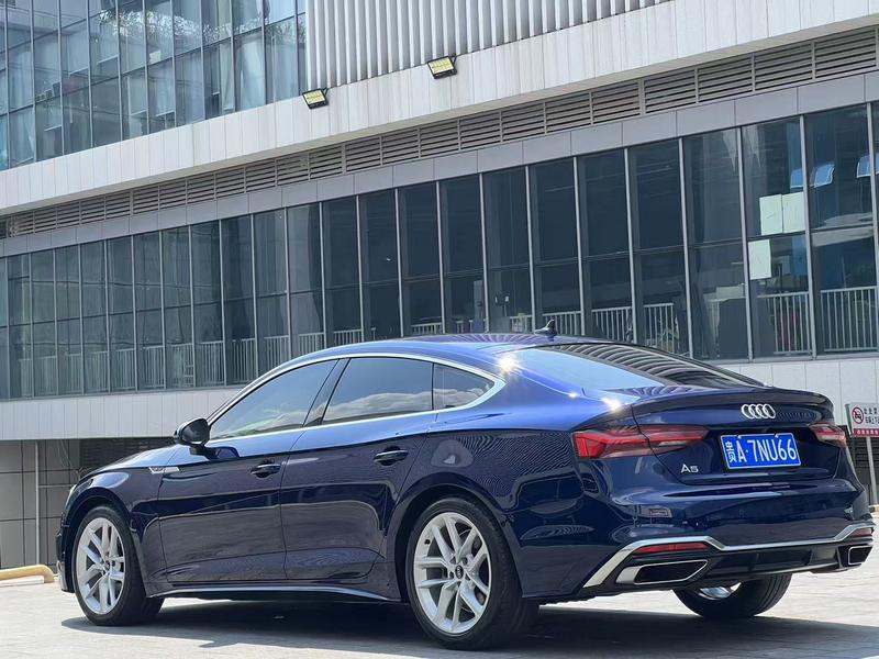 Audi A5 - фото 4