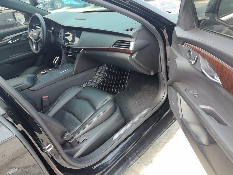 Cadillac CT6 - фото 4
