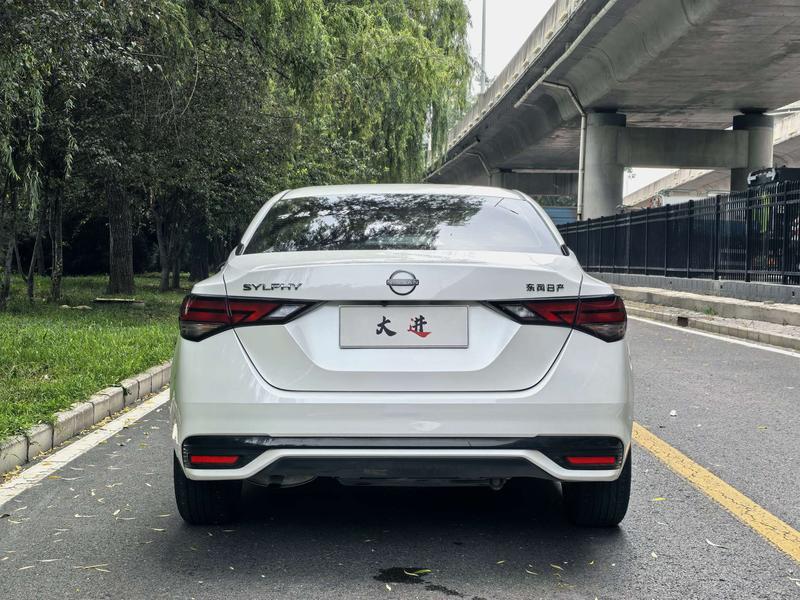 Nissan Sylphy - фото 4