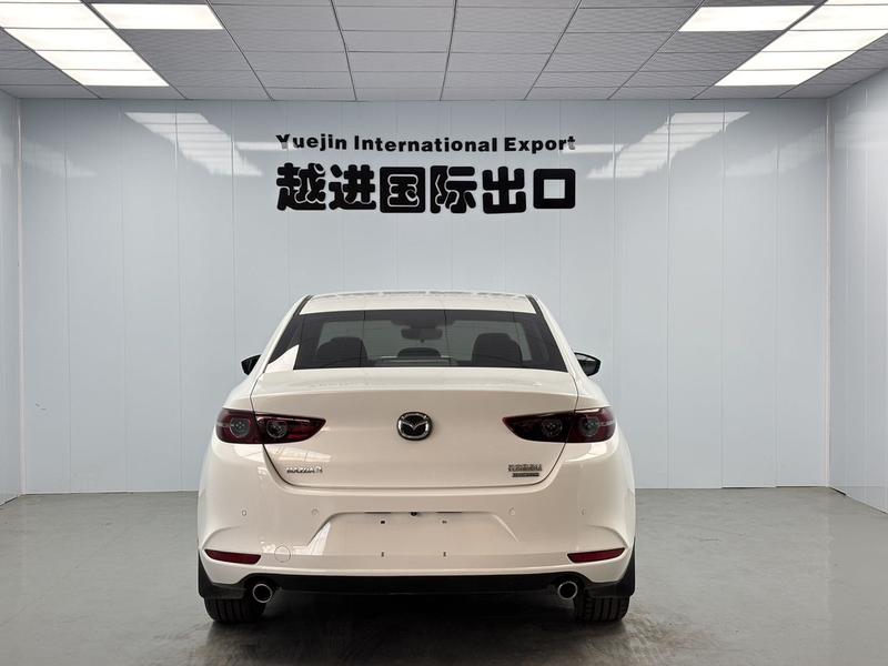 Mazda Mazda3 - фото 4