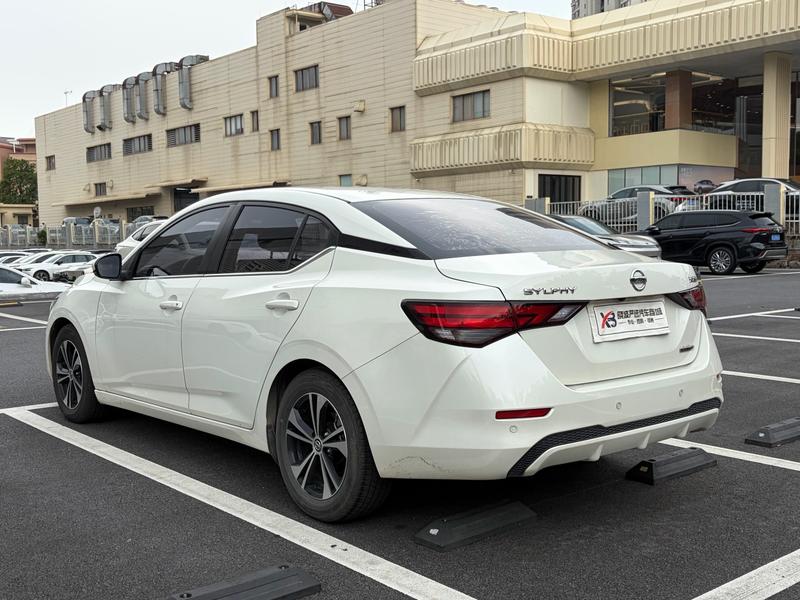 Nissan Sylphy - фото 4