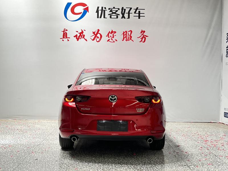 Mazda Mazda3 - фото 4