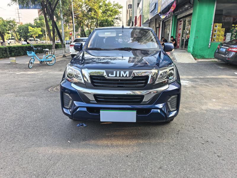 Isuzu RE-MAX - фото 1