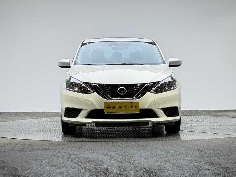 Nissan Sylphy - фото 1