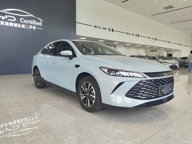 BYD Qin PLUS DM-i - фото 2