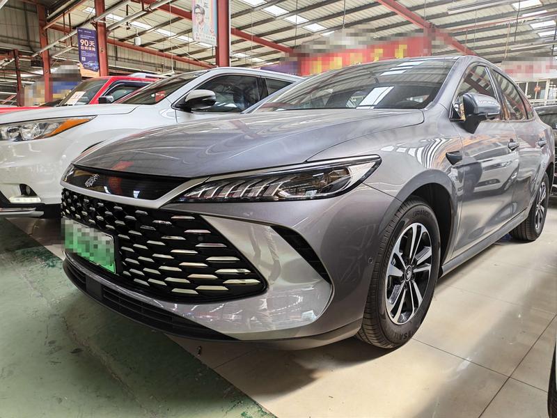 BYD Qin PLUS DM-i - фото 0