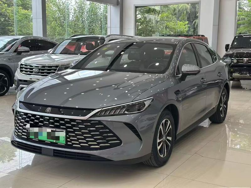 BYD Qin PLUS DM-i - фото 4