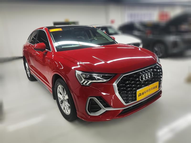 Audi Q3 Sportback - фото 2