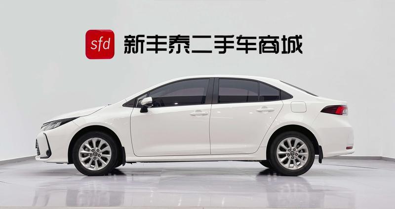 Toyota Corolla - фото 2