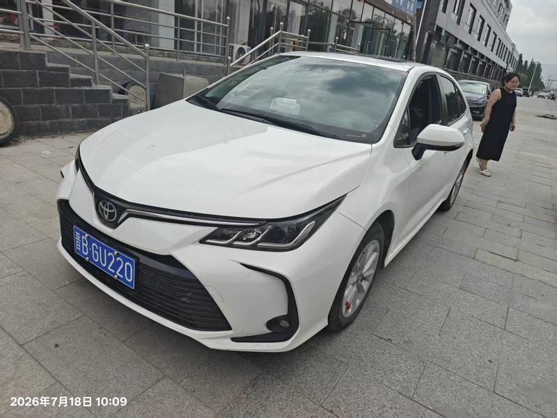 Toyota Corolla - фото 2