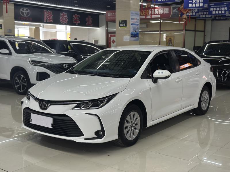 Toyota Corolla - фото 0