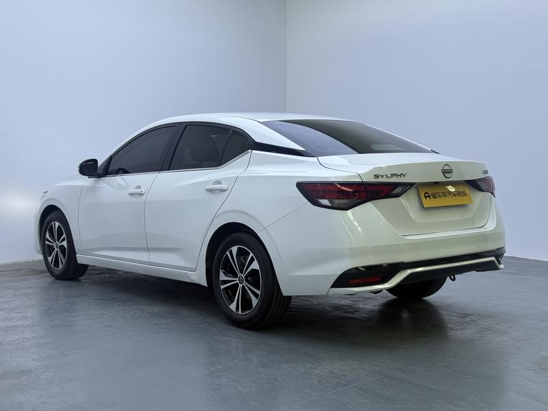 Nissan Sylphy - фото 4
