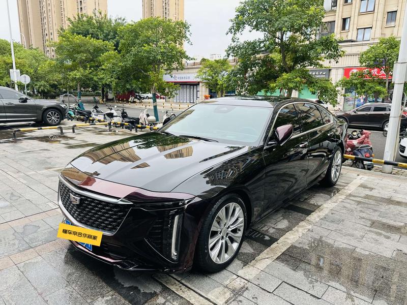 Cadillac CT6 - фото 0