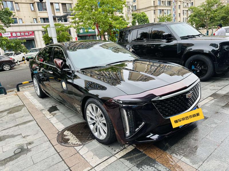 Cadillac CT6 - фото 2