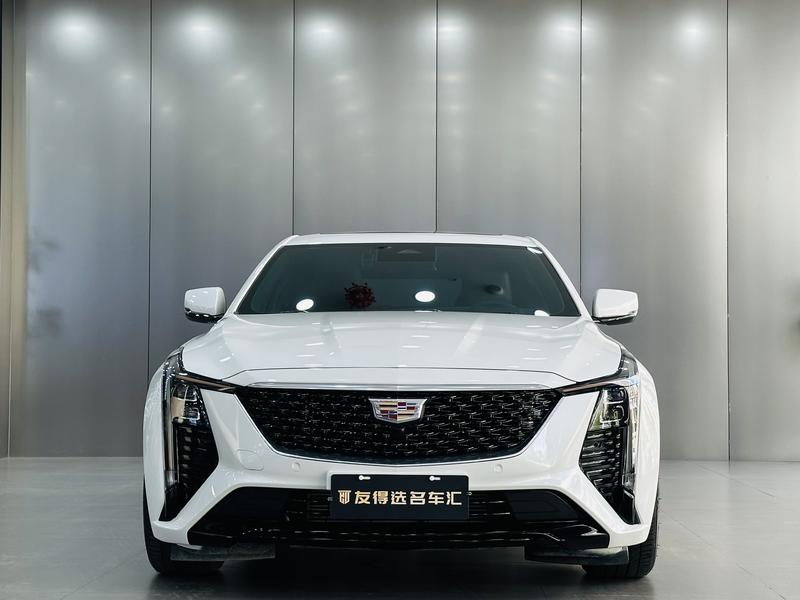 Cadillac CT5 - фото 1