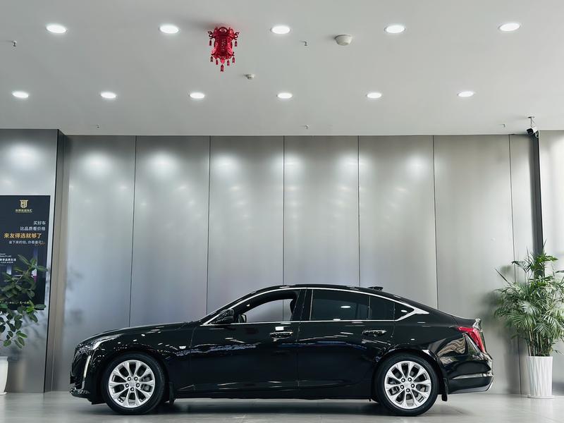 Cadillac CT5 - фото 3