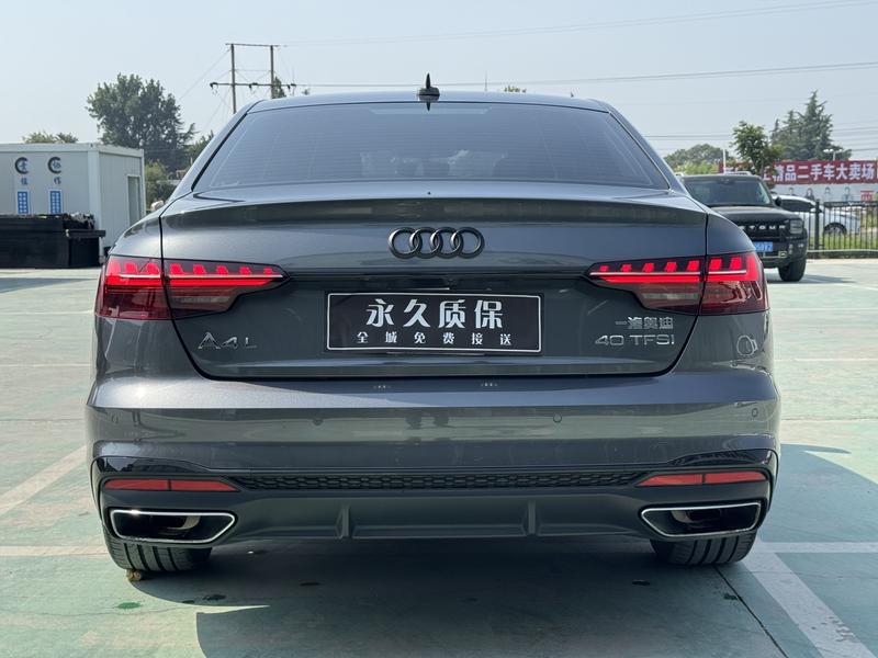Audi A4L - фото 4