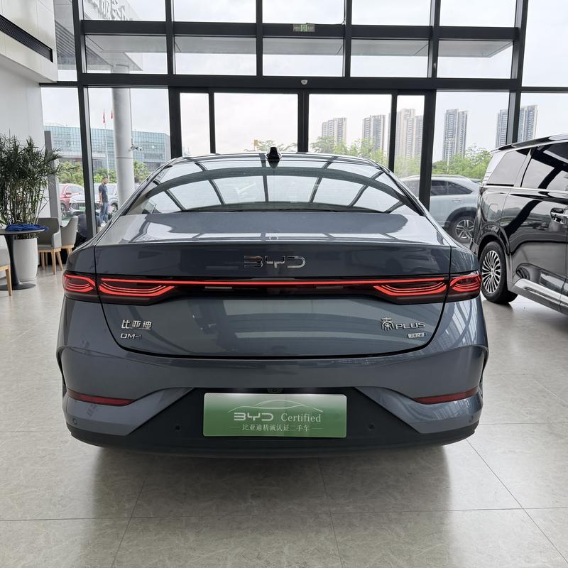 BYD Qin PLUS DM-i - фото 3