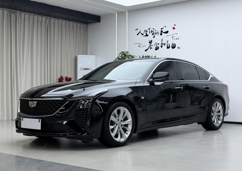 Cadillac CT5 - фото 0