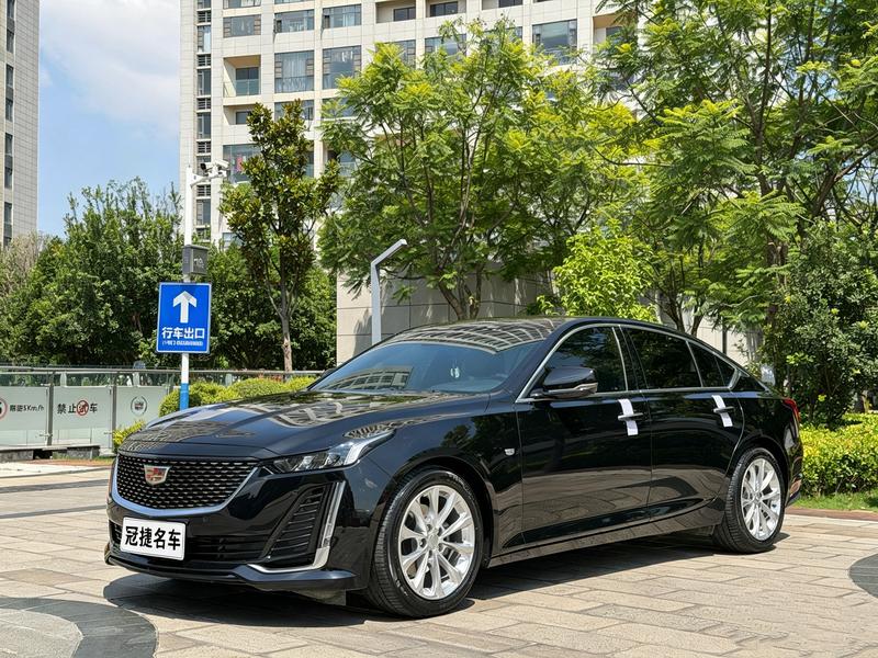 Cadillac CT5 - фото 0