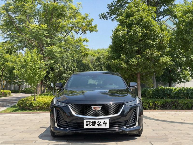Cadillac CT5 - фото 1