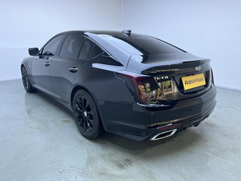 Cadillac CT5 - фото 4