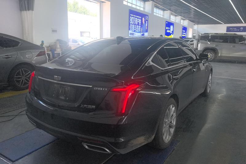 Cadillac CT5 - фото 2