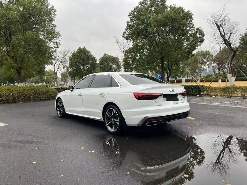 Audi A4L - фото 3