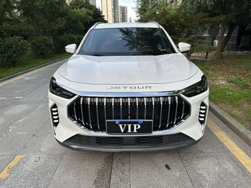Jetour X70 - фото 1