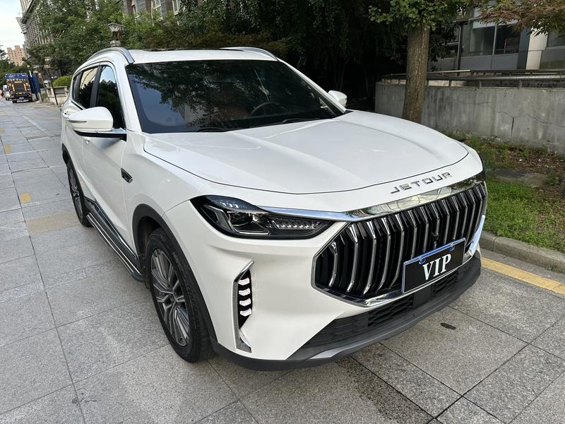 Jetour X70 - фото 2