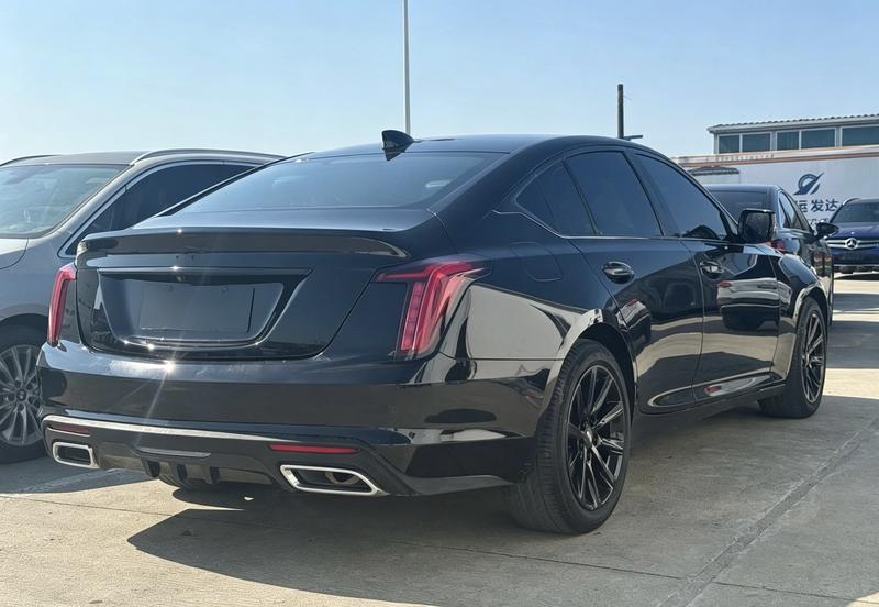 Cadillac CT5 - фото 4