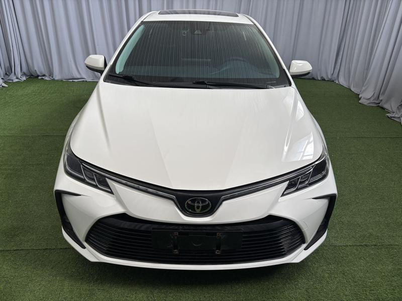 Toyota Corolla - фото 1