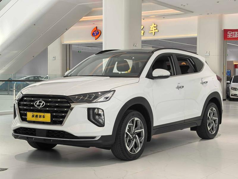 Hyundai Tucson - фото 0