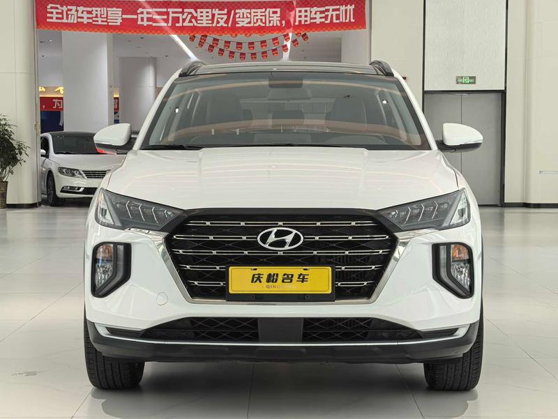Hyundai Tucson - фото 1
