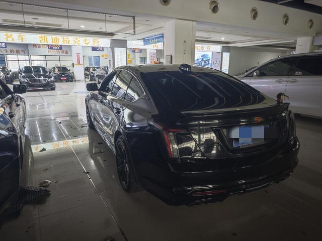 Cadillac CT5 - фото 3