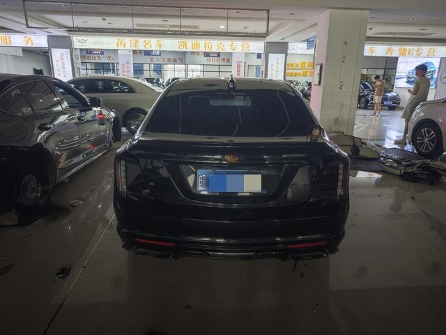 Cadillac CT5 - фото 4