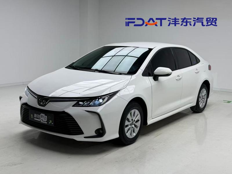 Toyota Corolla - фото 0
