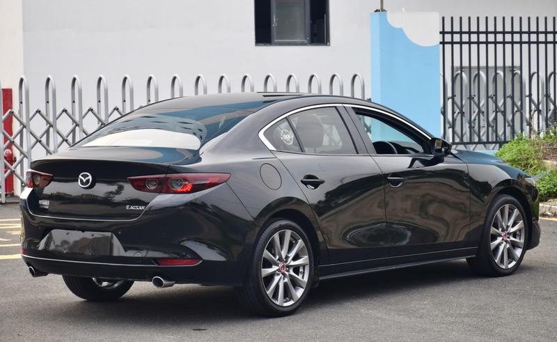 Mazda Mazda3 - фото 4