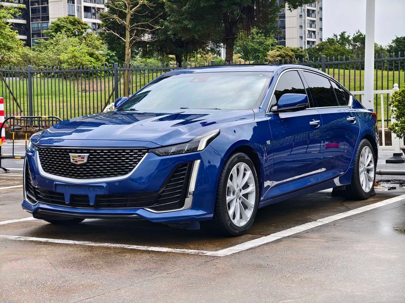 Cadillac CT5 - фото 0